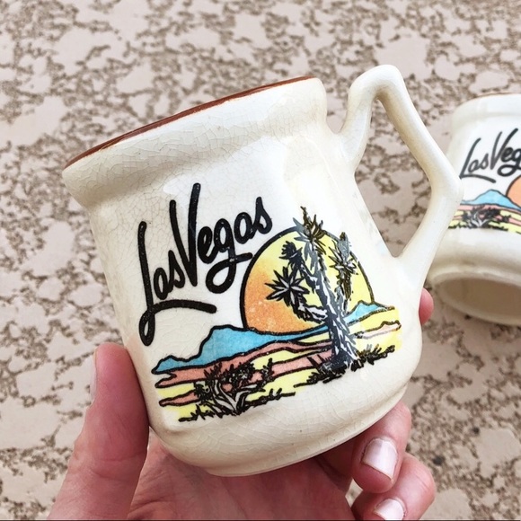 VINTAGE Las Vegas Desert Scenery Tea Coffee Mug - Picture 3 of 5